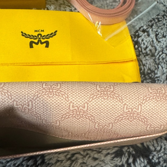 MCM Pink Wallet with Gold Accents & Strap Full Inclusion - Picture 8 of 16